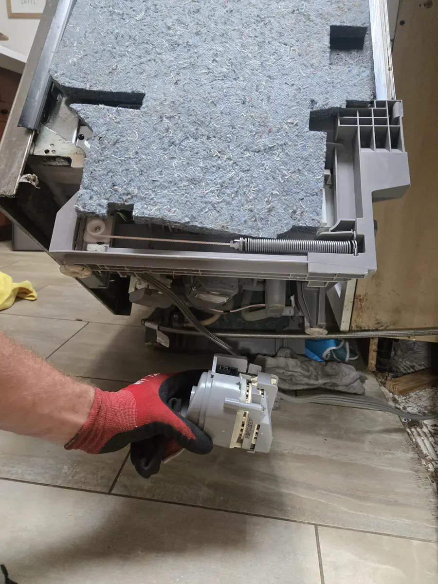 Bosch dishwasher circulation pump and heater replacement completed by Epic Star in Westwood, CA