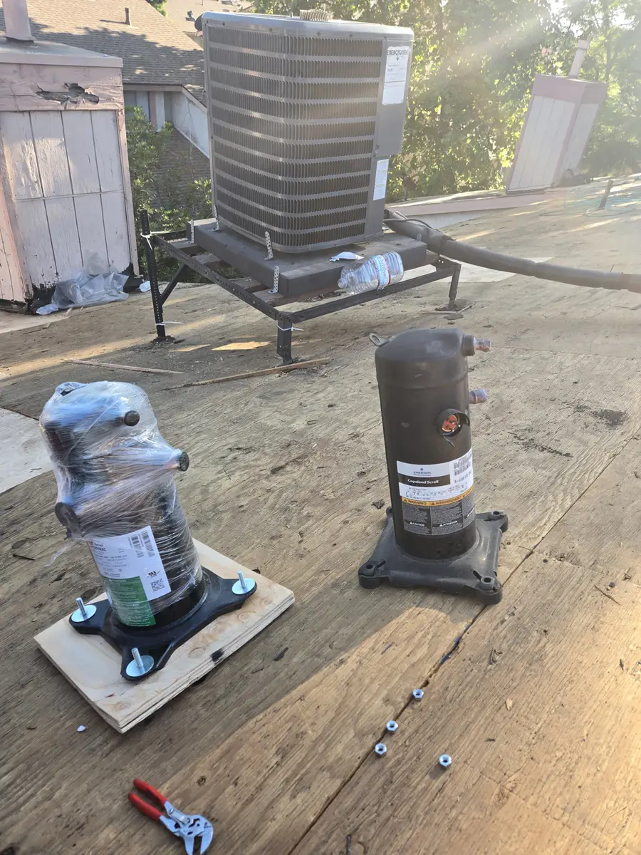 Rooftop compressor replacement by Epic Star in Mid-Wilshire, Los Angeles